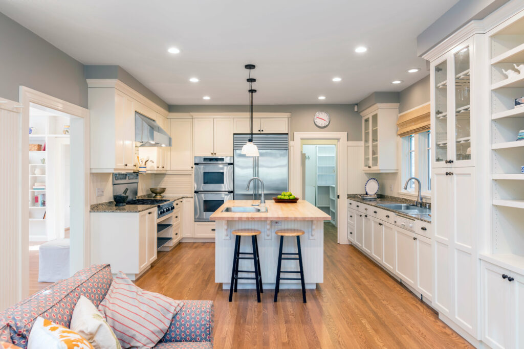 the-Best-Cabinet-Paint