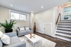 neutral interior paint color in staged home for sale