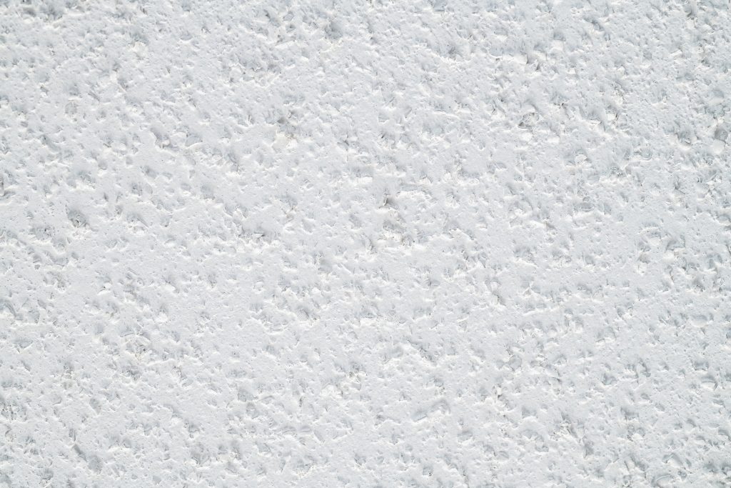 painting popcorn ceiling